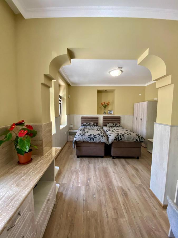 Къща За Гости Кребс Guesthousekrebs Shumen Luaran gambar