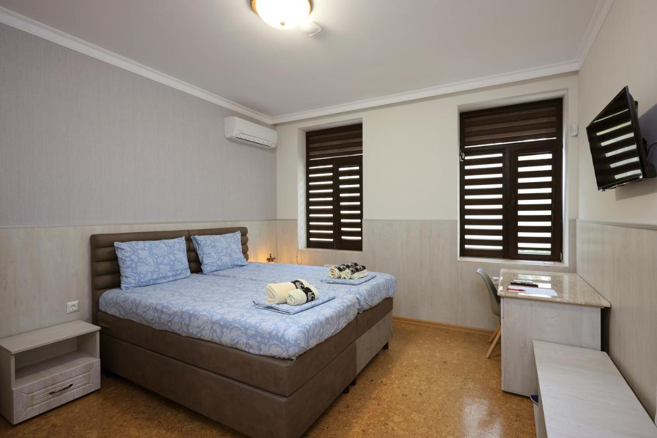 Къща За Гости Кребс Guesthousekrebs Shumen Luaran gambar